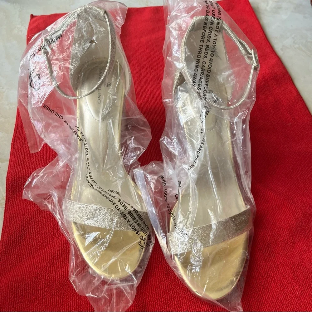 Bandolino Block Heel Sandals